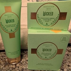 Beekman 1802 Wicked Hand Cream and Body Cream Set